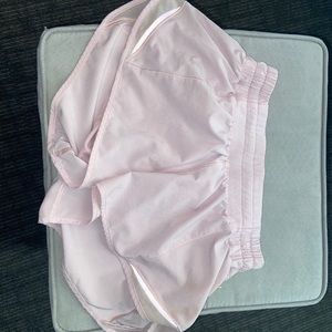 Lululemon 2.5 Hotty Hot Shorts
